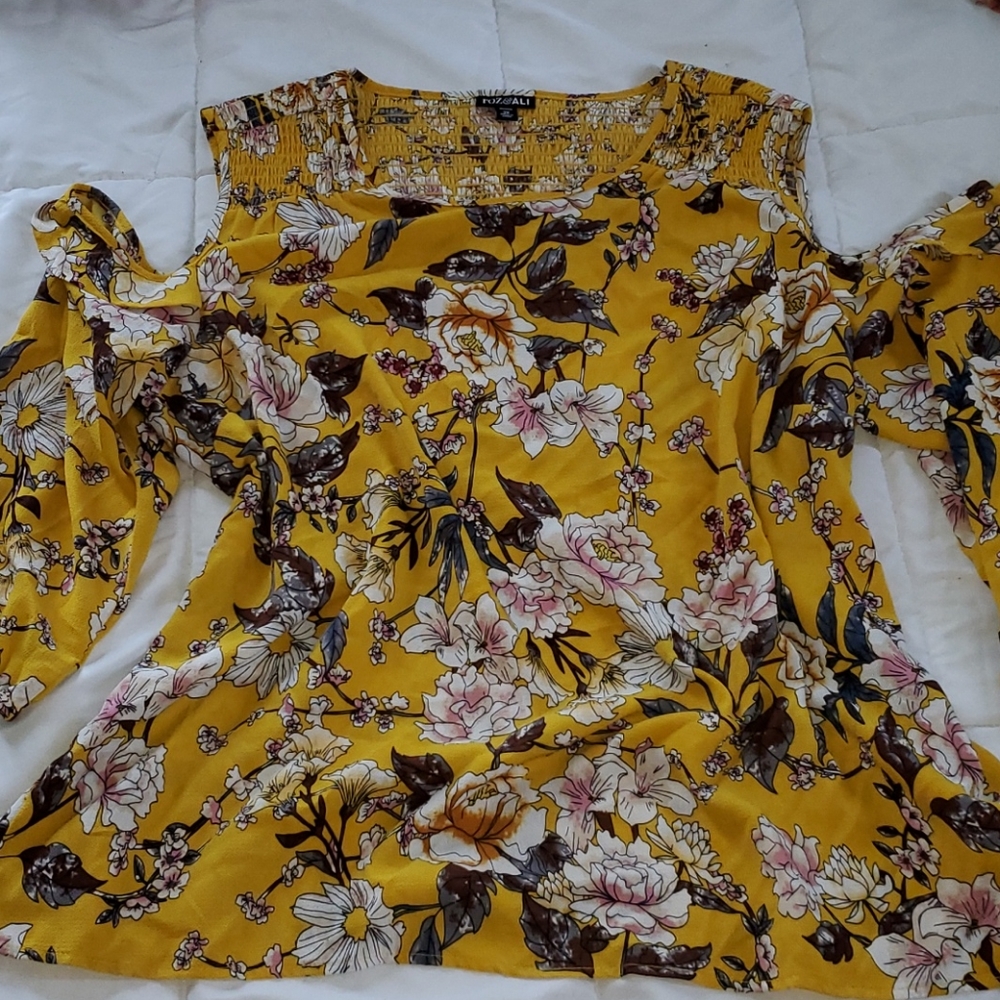 Gorgeous Yellow Floral Cold Shoulder Top